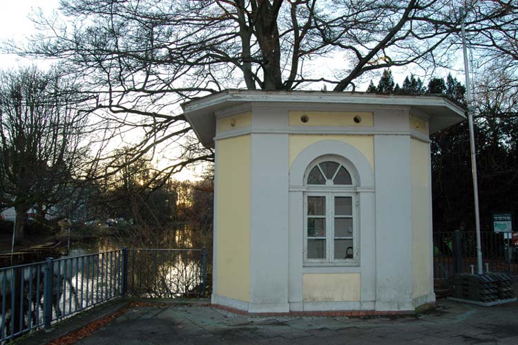 Das Pförtnerhaus des Schlossgartens am Schlosswall will die Künstlerin zum Jubiläum beleben.