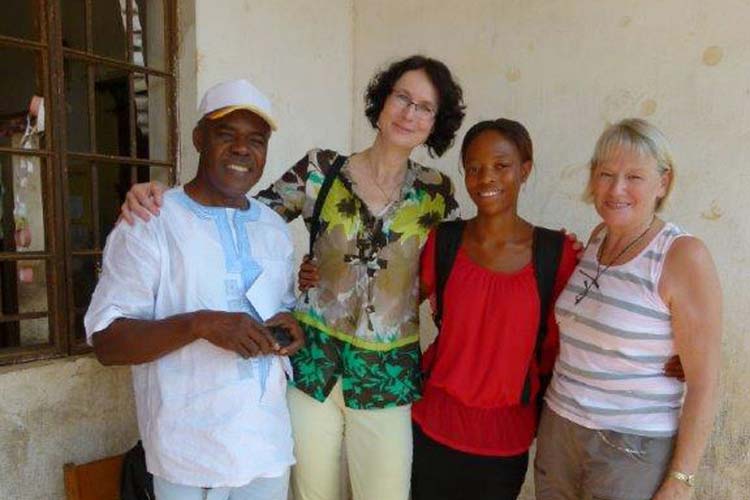 Im Dezember trafen sich Musa Bainda, Dr. Nicole-Gorris-Vollmer, Sia Finnoh und Gisela Bednarek (von links) in Sierra Leone.