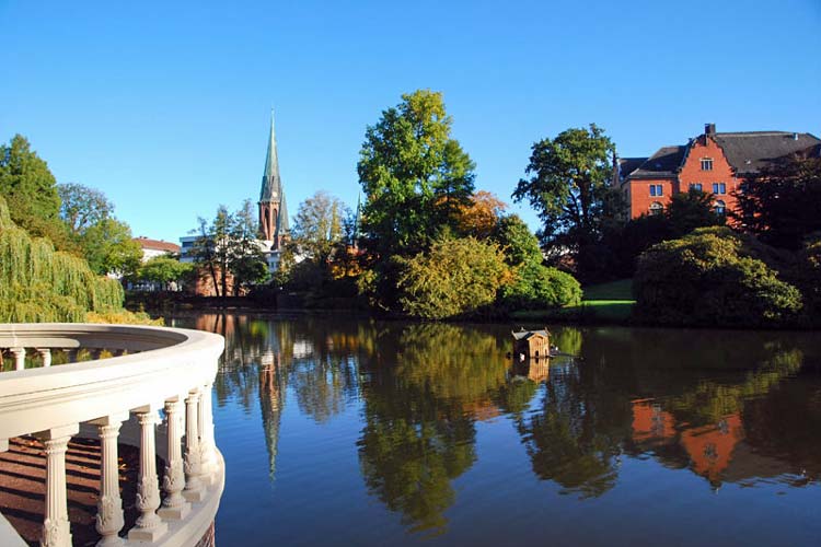 2014 feiert der Schlossgarten Oldenburg unter dem Motto Euer Garten ist die Welt seinen 200. Geburtstag.