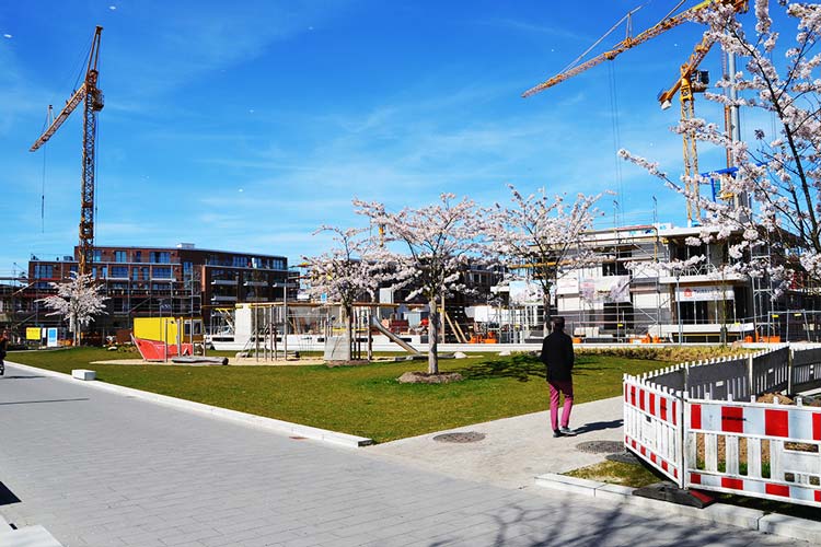 Rund 300 Wohnungen entstehen derzeit im Oldenburger Stadthafen, die Abwasserwärme für die Beheizung nutzen.