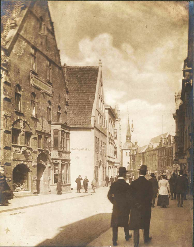 Die Langestraße in der Oldenburger Innenstadt um 1900.