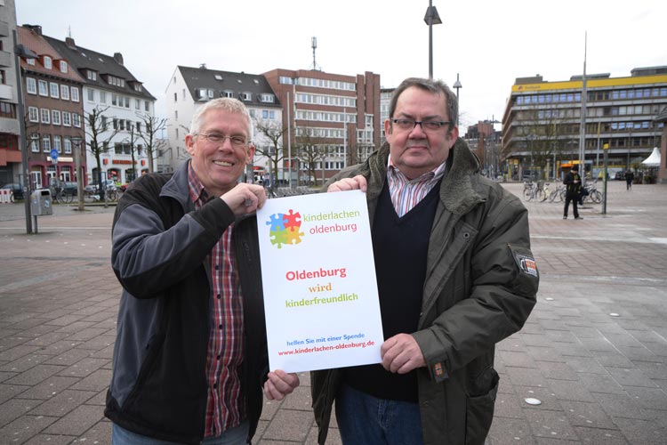 Erwin Juhl und Horst Häuser suchen Mitstreiter für den Verein Kinderlachen Oldenburg.