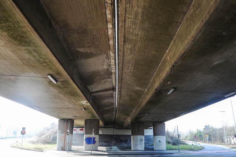 Die Arbeiten für den Brückenneubau über die Alexanderstraße in Oldenburg haben begonnen.