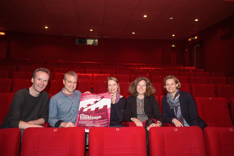 Filmlehrer der Region laden Kinder und Jugendliche zur Teilnahme an dem Schülerfilmwettbewerb Filmklappe Oldenburg ein.