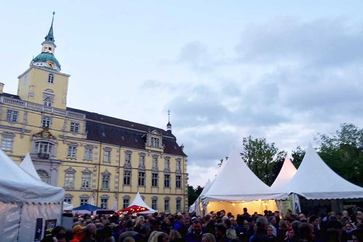 Beim Oldenburger Bierfest können 250 Biersorten probiert werden.