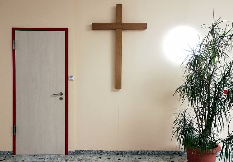 Kreuz in einem Krankenhaus (Archiv), über dts Nachrichtenagentur