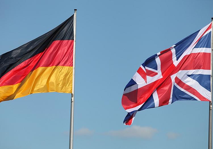Fahnen von Deutschland und Großbritannien (Archiv), via dts Nachrichtenagentur