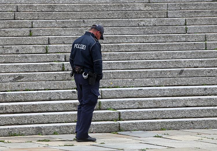 Polizei vor dem Bundestag (Archiv), via dts Nachrichtenagentur