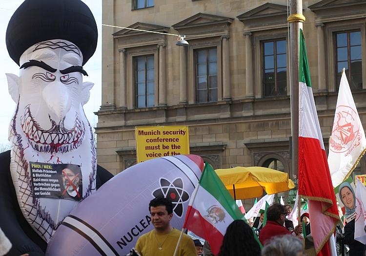 Protest gegen Iran vor Münchner Sicherheitskonferenz (Archiv), via dts Nachrichtenagentur