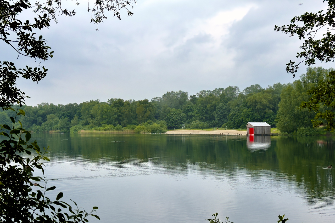 Am Bornhorster See können die Badegäste ohne Bedenken ins Wasser.