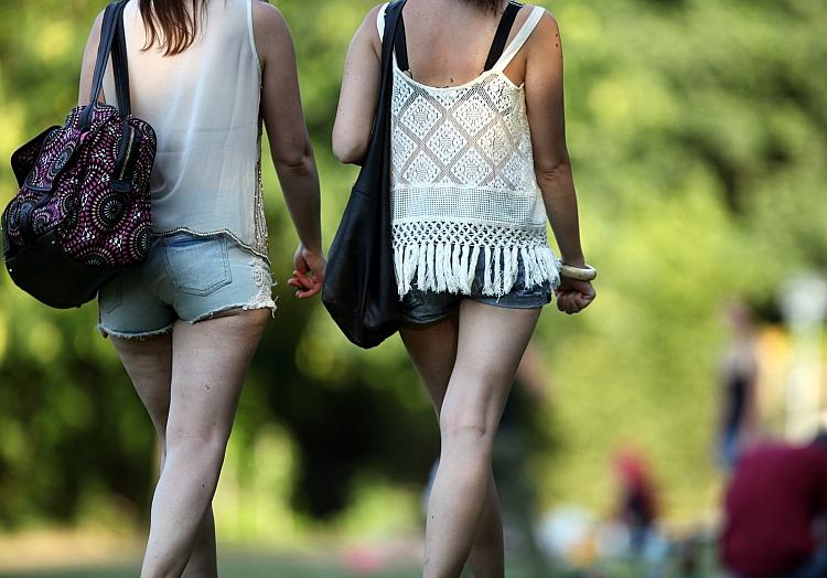 Frauen in Hotpants (Archiv), via dts Nachrichtenagentur