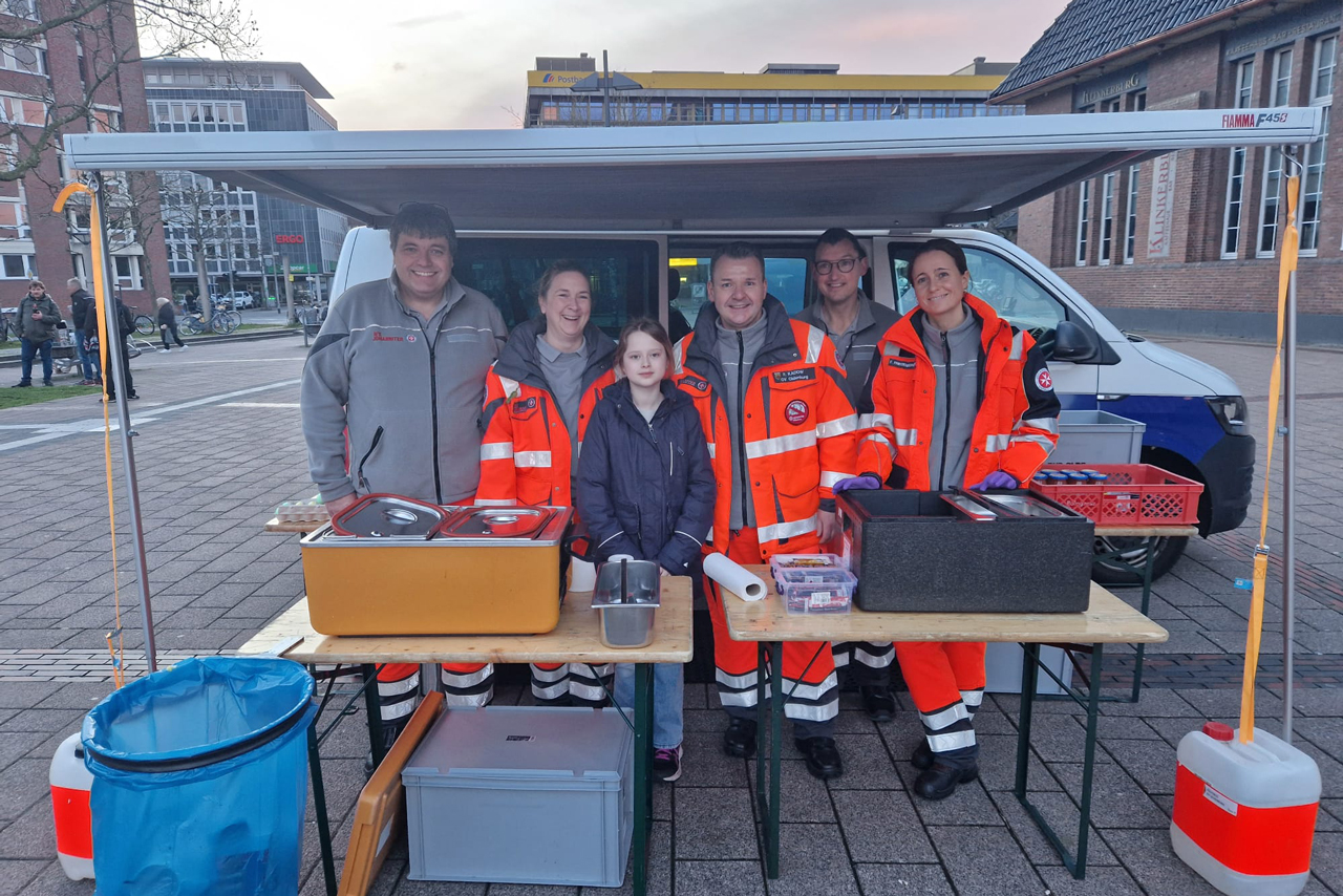 Das Kältebus-Team der Johanniter-Unfall-Hilfe Oldenburg.