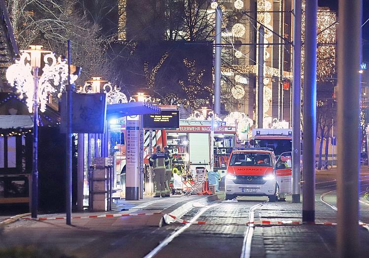 Auto rast auf Magdeburger Weihnachtsmarkt in Menschenmenge am 20.12.2024, via dts Nachrichtenagentur