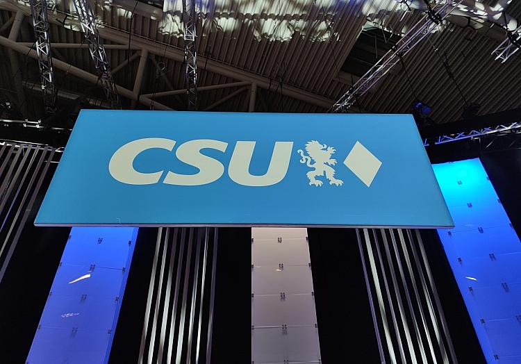 CSU-Logo auf Parteitag (Archiv), via dts Nachrichtenagentur