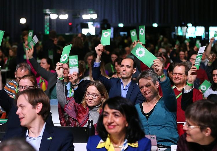 Abstimmung auf außerordentlichem Grünen-Parteitag am 26.01.2025, via dts Nachrichtenagentur