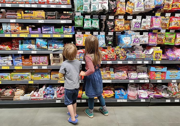 Kinder in einem Supermarkt (Archiv), via dts Nachrichtenagentur