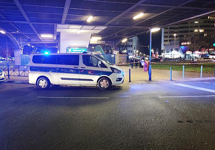 Polizeieinsatz am U-Bahnhof Kottbusser Tor, via dts Nachrichtenagentur