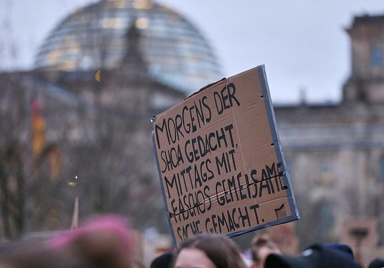 Großdemo gegen die CDU am 02.02.2025, via dts Nachrichtenagentur