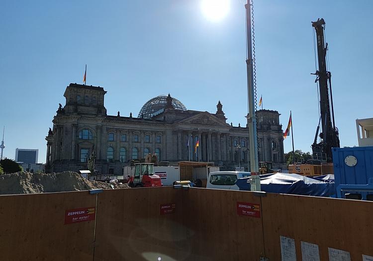 Baustelle vor Deutschem Bundestag (Archiv), via dts Nachrichtenagentur