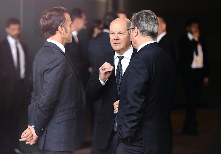 Emmanuel Macron, Olaf Scholz, Keir Starmer (Archiv), via dts Nachrichtenagentur