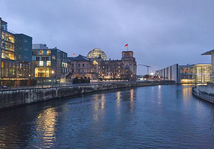 Reichstagsgebäude am 28.02.2025, via dts Nachrichtenagentur